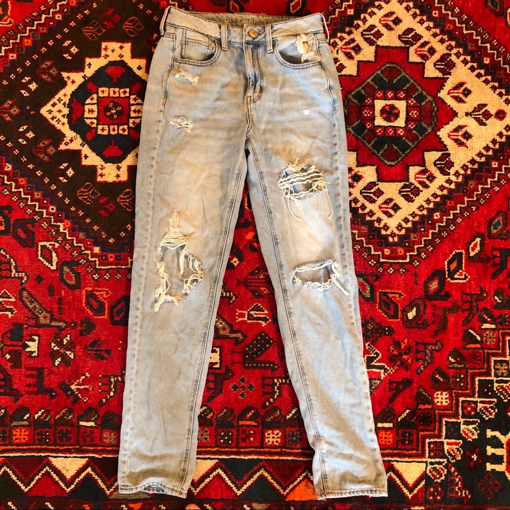 American Eagle Hi Rise Tomgirl Jeans